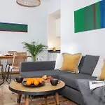 Pikis Center Sevilla