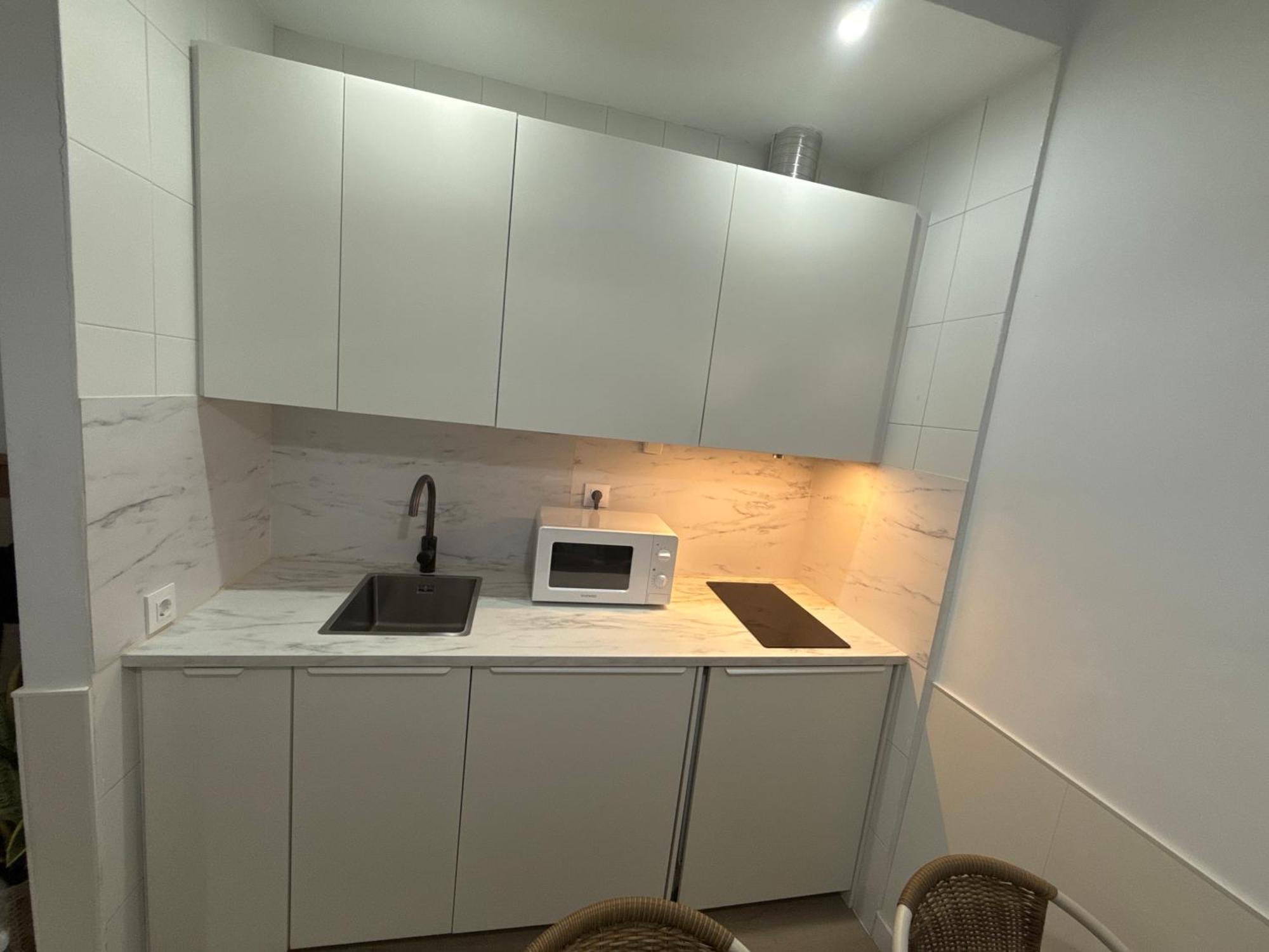 Pikis Center Apartment